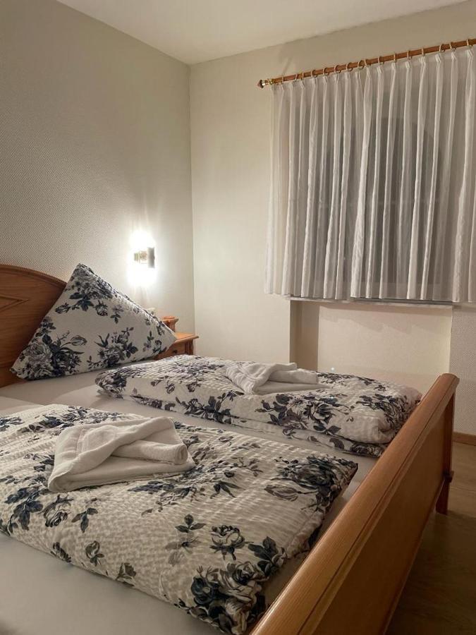 Hotel Und Restaurant Gruner Hahn Elsenfeld Екстер'єр фото