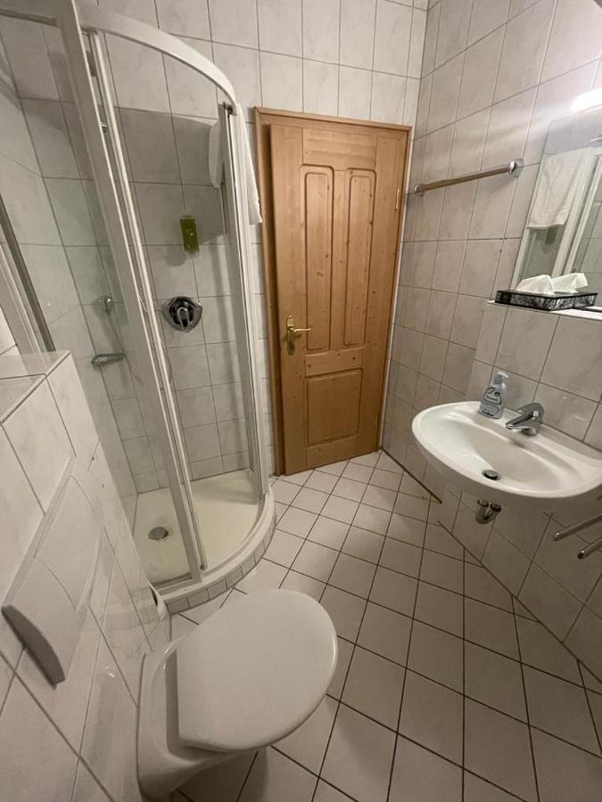 Hotel Und Restaurant Gruner Hahn Elsenfeld Екстер'єр фото